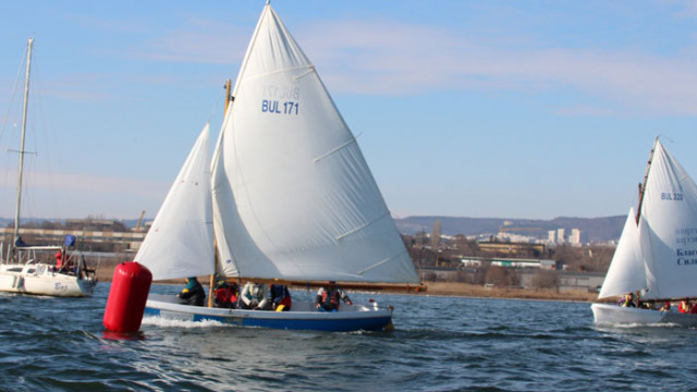 Ветроходният сезон стартира с регата 3 март, която е и държавно първенство за лодки Ял 6
